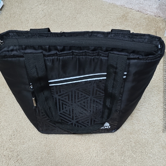 3/$15 Deal 🎉 Igloo Geometric Black Tote / Lunch Bag - Picture 4 of 10